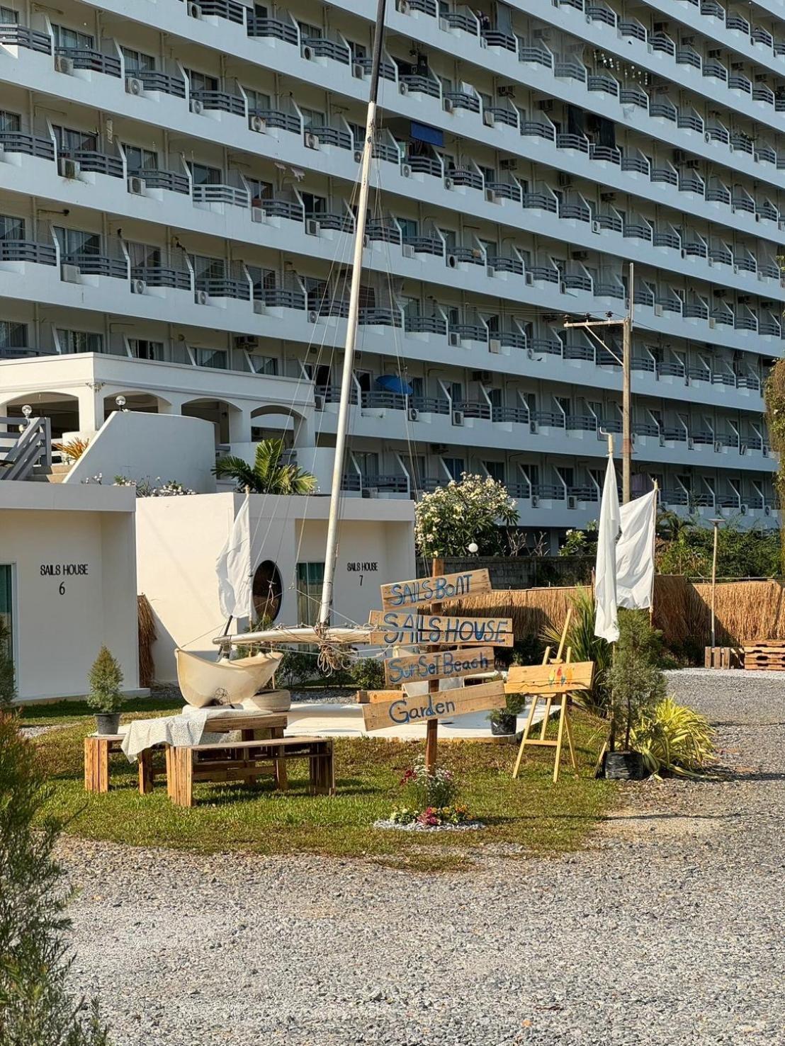 Sunvada Beach Rayong Exterior photo